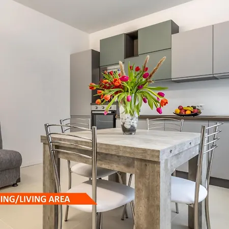 Appartamento Gigi House -appartamento Piazza Mazzini- 200m Dal Mare